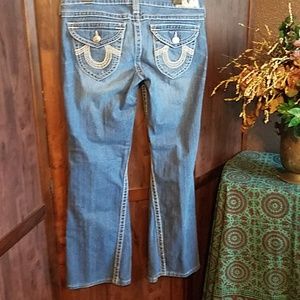 True Religion jeans size 31 low rise twisted seam